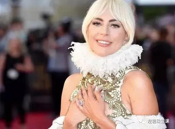 左岩珠宝直播间送礼物,左岩珠宝课