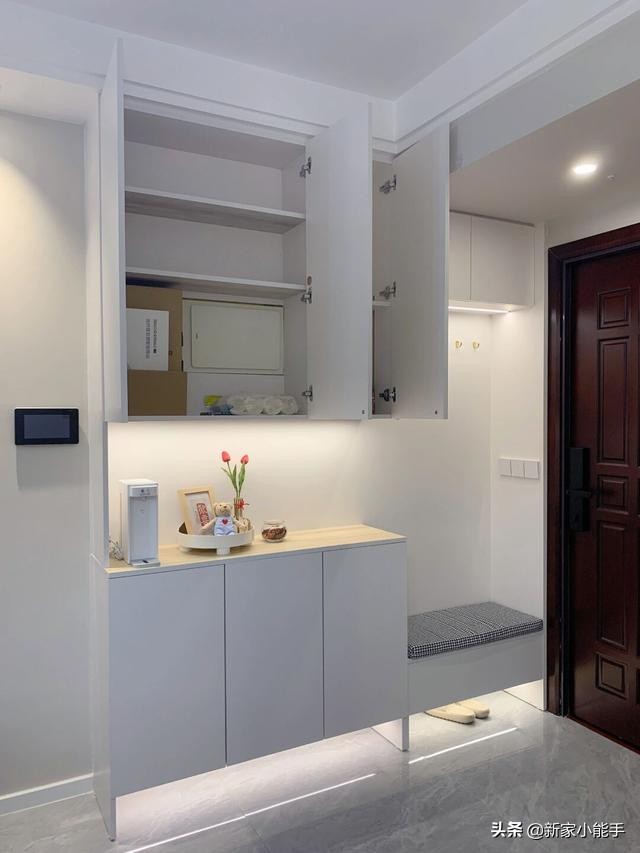 入户门鞋柜怎么设计不占空间,户型小的鞋柜怎么装修好看