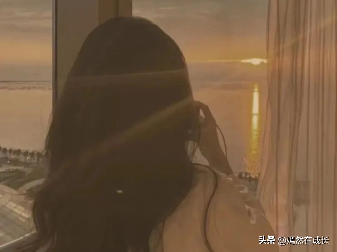 女生看纪录片会格局炸裂,当女生开始看纪录片格局炸裂