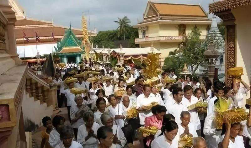 柬埔寨金边旅游景点金边皇宫,2018年柬埔寨金边真实的生活