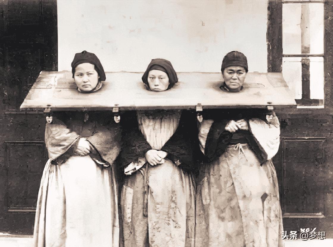 日军日记：男人饿倒在地，为了救他，我将他妻子的乳房割给他吃!