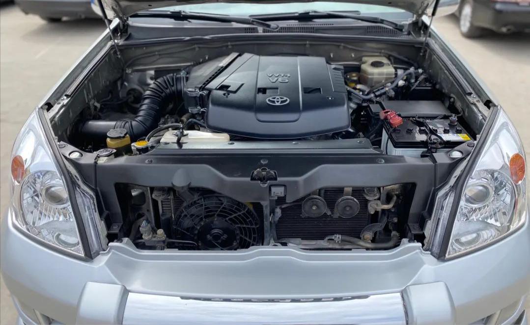 老款八十年代丰田霸道,经典丰田霸道老车翻新复活