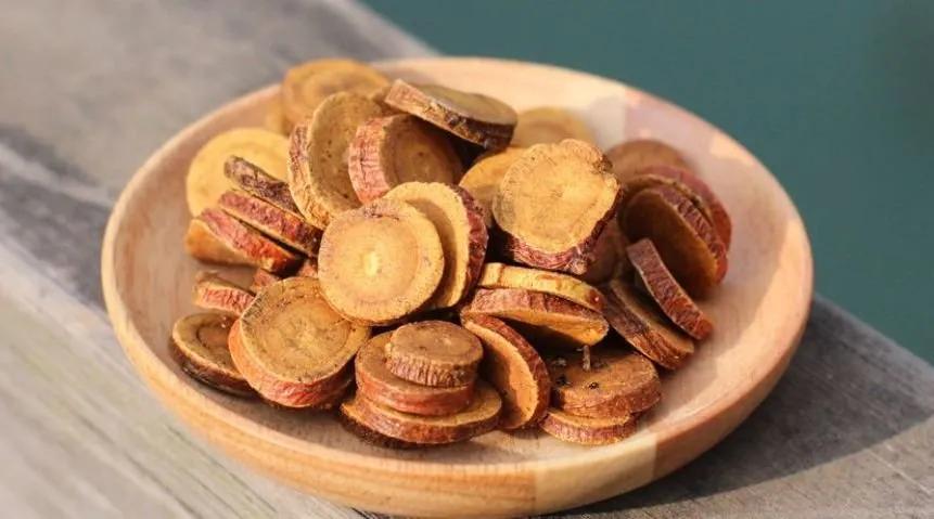 胃不舒服应该禁食什么食物,胃不舒服不想吃饭怎么办