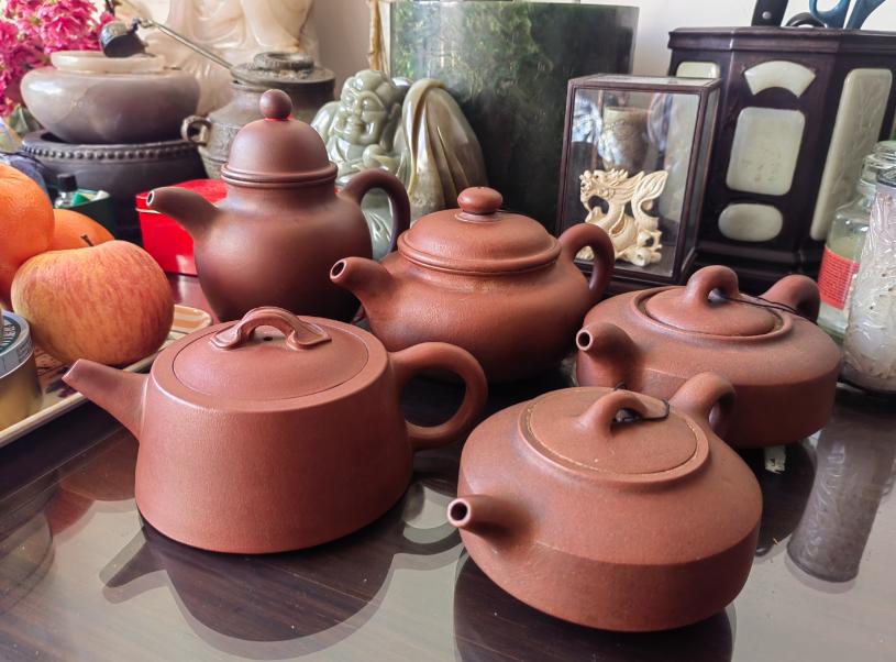 乾隆真品大紫砂壶拍卖价格多少,康熙御制紫砂壶拍卖多少钱一枚呢