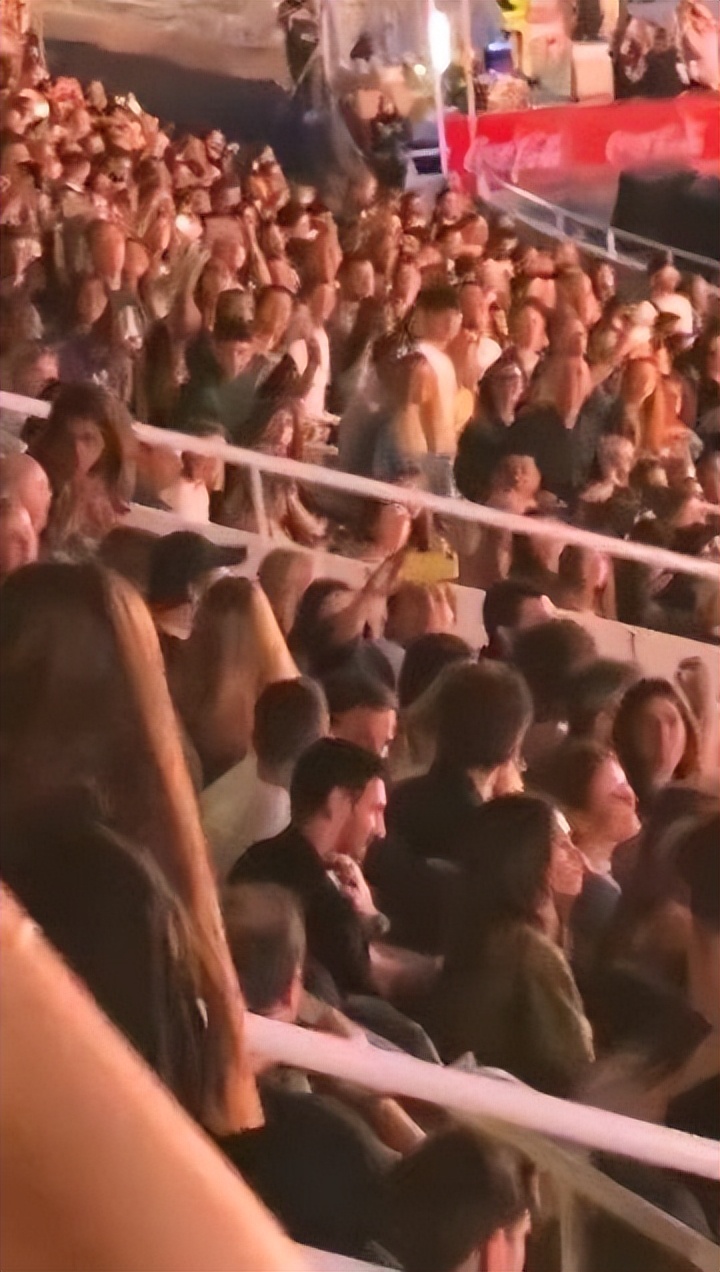 梅西巴萨故事,梅西感情经历纪录片