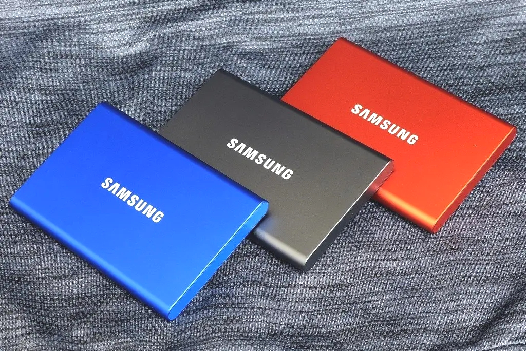 用固态硬盘和机械硬盘做移动硬盘,u盘移动硬盘固态硬盘机械硬盘