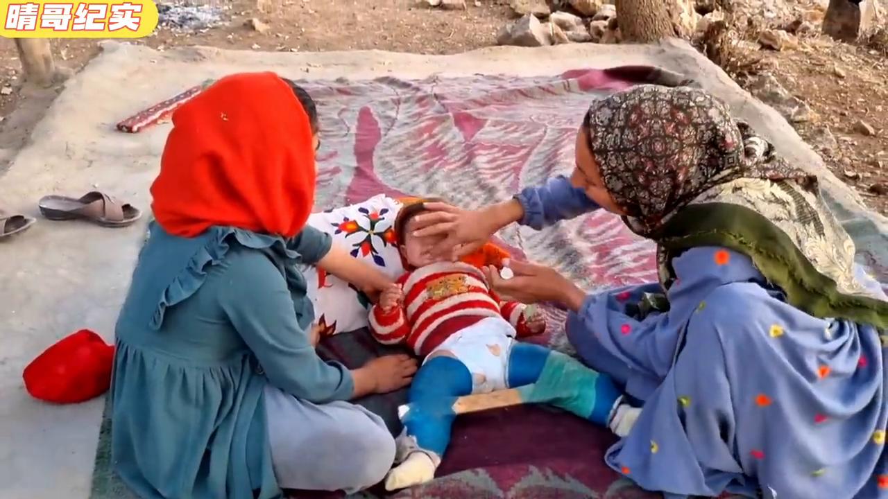 刚刚整理好凌乱的房屋，小安娜却又生病了#可怜天下父母心