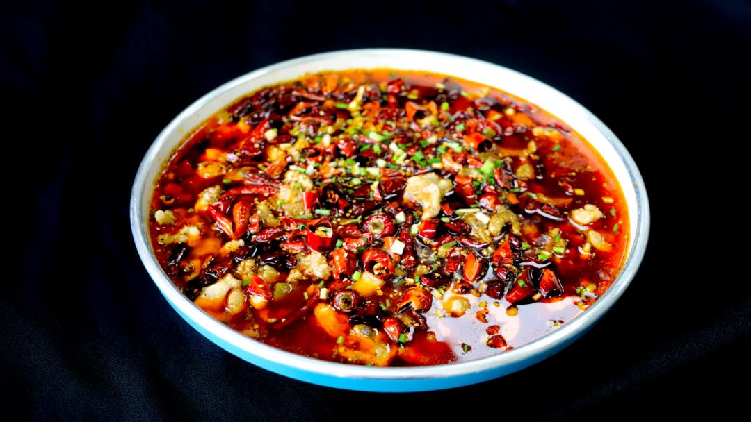 重庆江湖菜璧山兔,重庆正宗来凤鱼和璧山兔怎么做