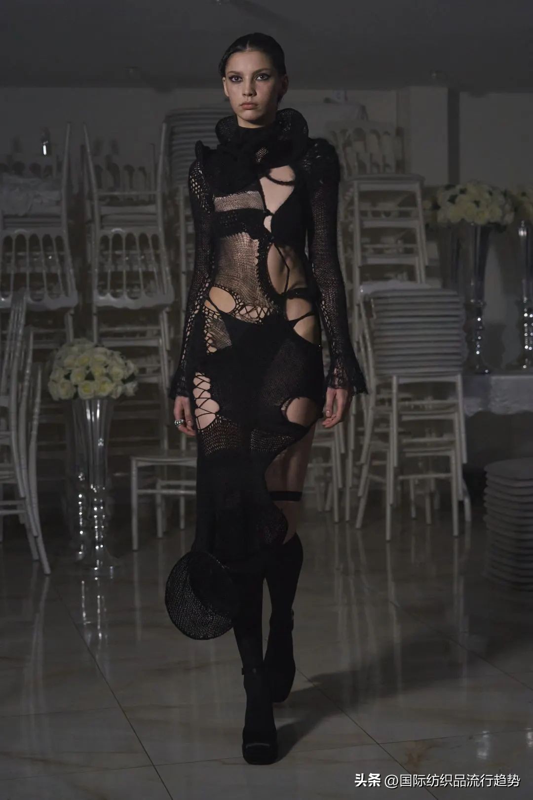 现实中的皇帝的新装,皇帝的新装设计