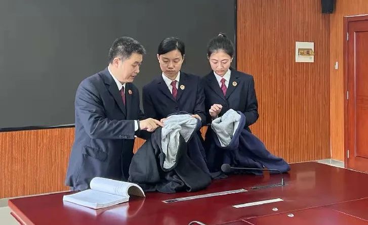 上千元的“名酒”只有酒瓶是真的