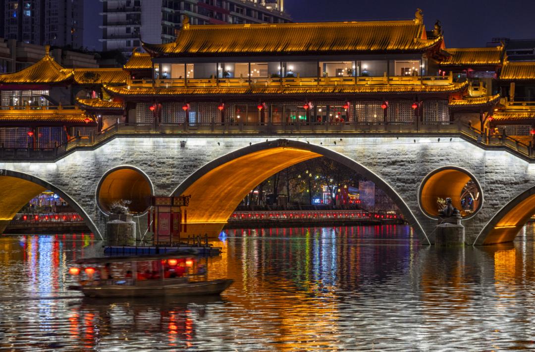 鍥涘窛澶氫釜鏅尯绾︽弧鍞絼,鍛婄絼鍦ㄧ嚎闃呰