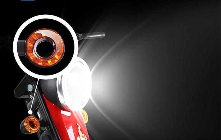 1458元起步的电动小三轮车，这2款车上路只要F驾照，老年人也能骑