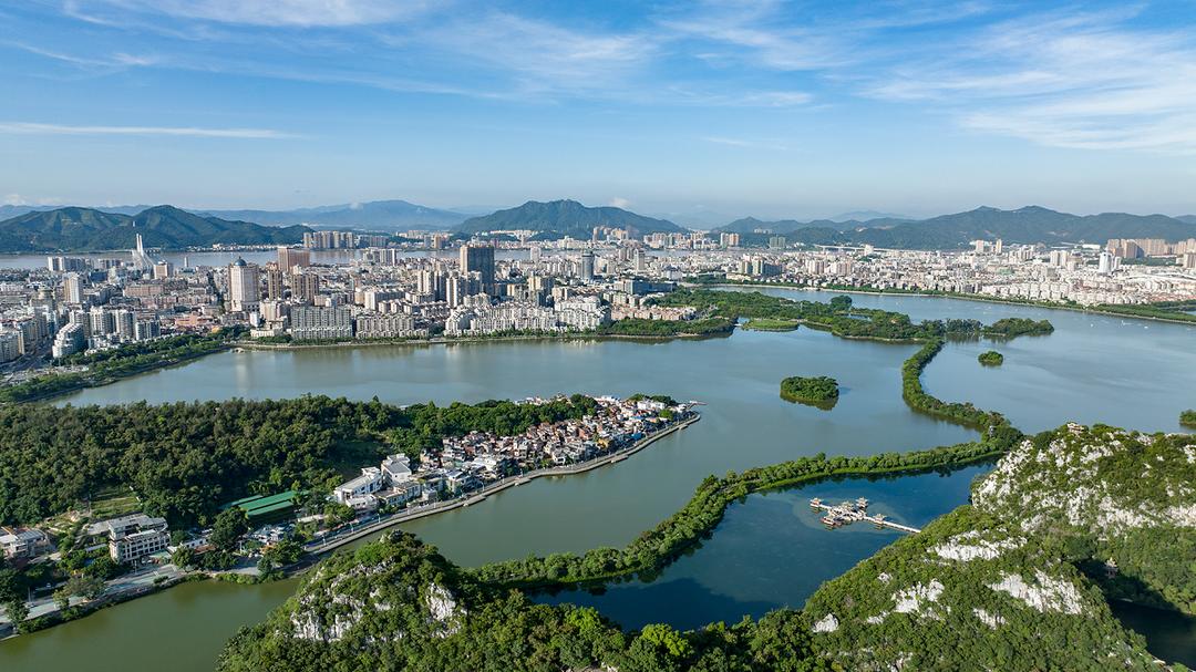 推动高质量建设发展,推动高质量发展要在上下功夫