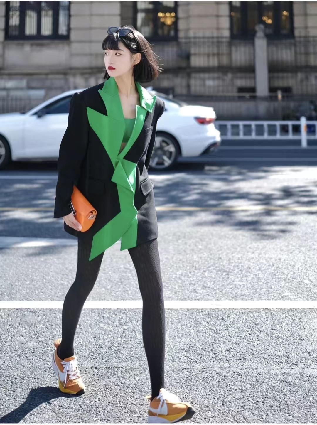 西装外套怎么搭配裙子好看气质,西装外套搭配时髦女士