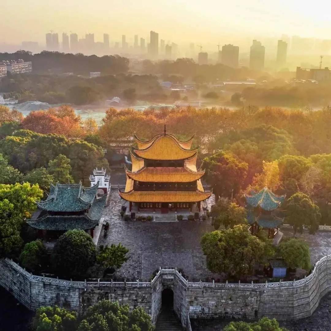 你们知道五湖四海指的是什么吗,请问五湖四海是哪五湖四海