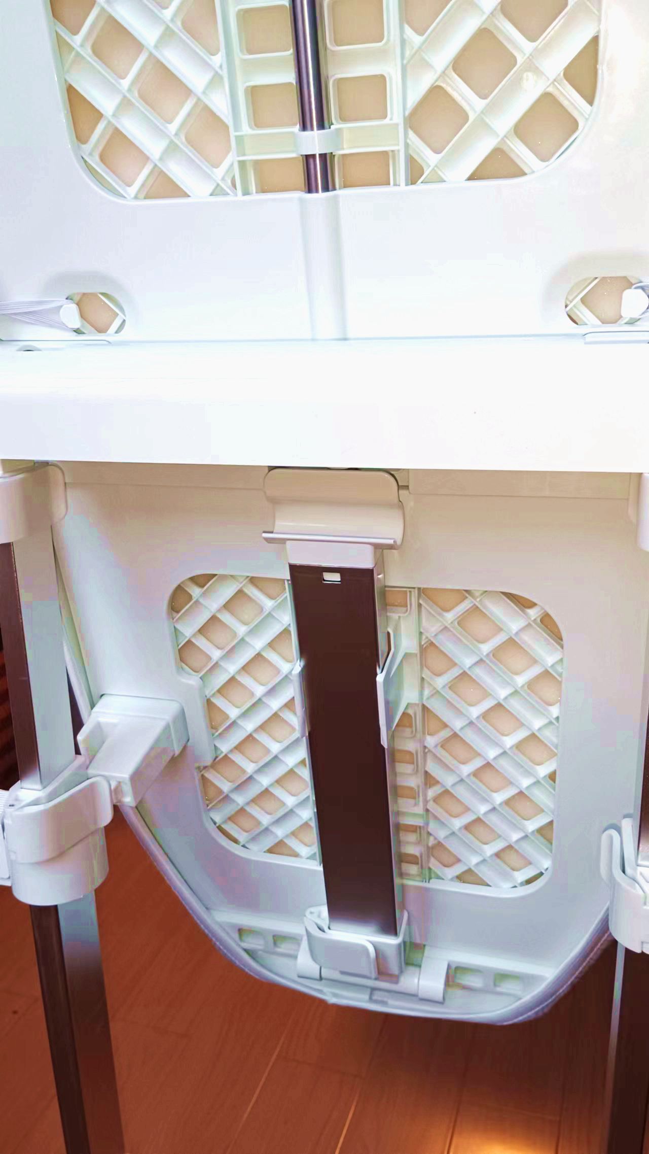 用便携式熨烫机怎么熨烫衣服,熨衣服的小熨烫机使用方法