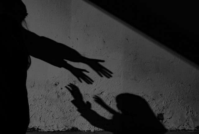 我们姐妹间的友谊坚不可摧,姐妹之间的友谊坚不可摧