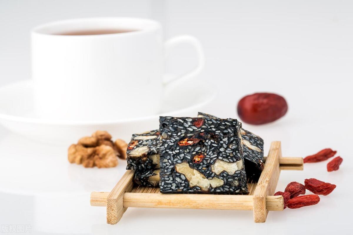 脾生血肝藏血心行血,心主血脉和脾主统血什么意思