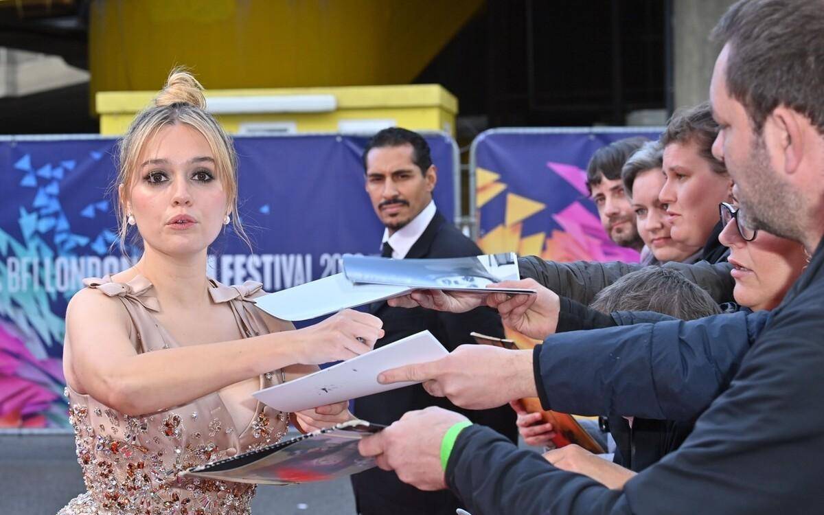 英国这一夜，国际女星风情万种，唯有这10位，一个比一个敢穿