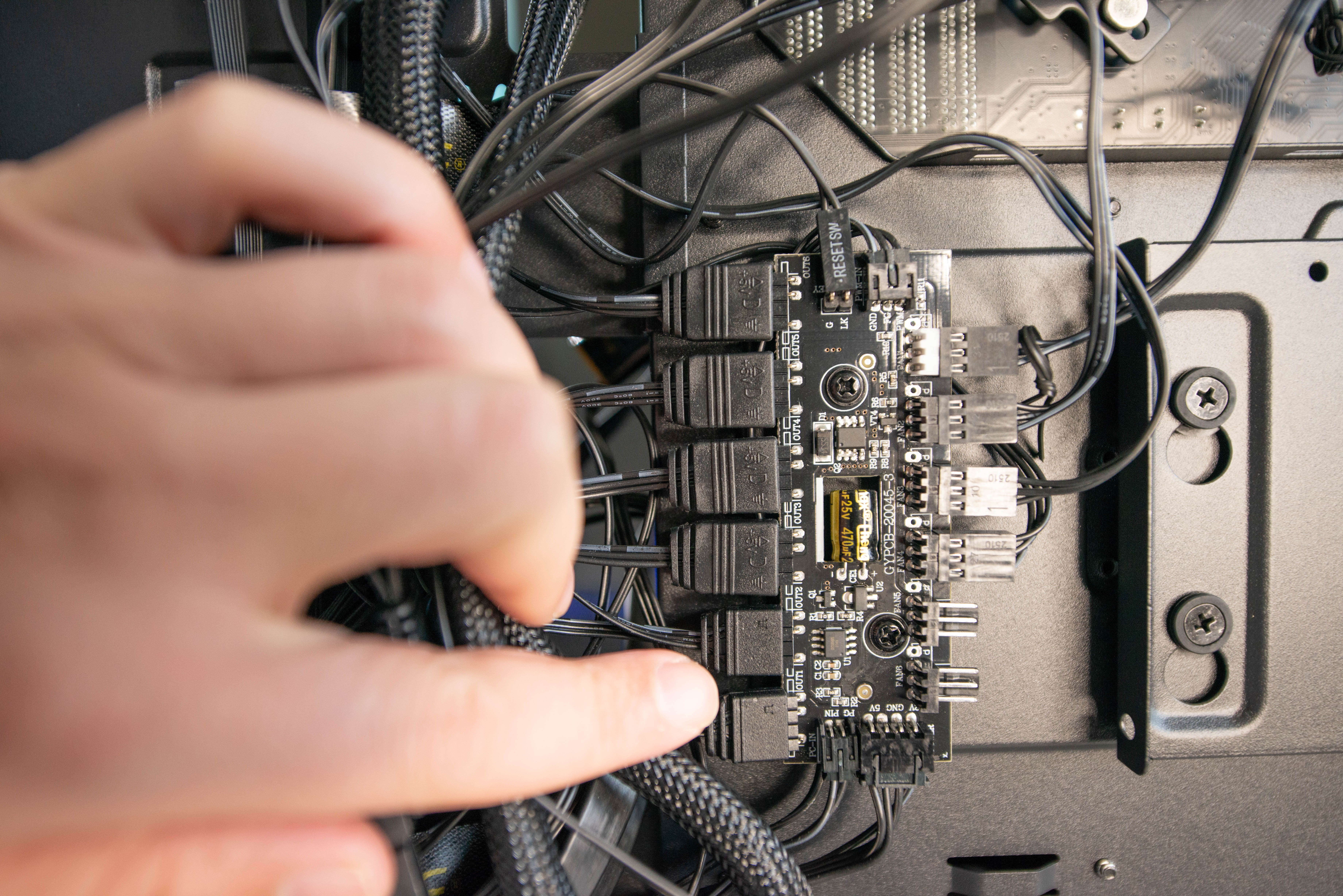 diy水冷显卡教程,电脑组装rgb灯光