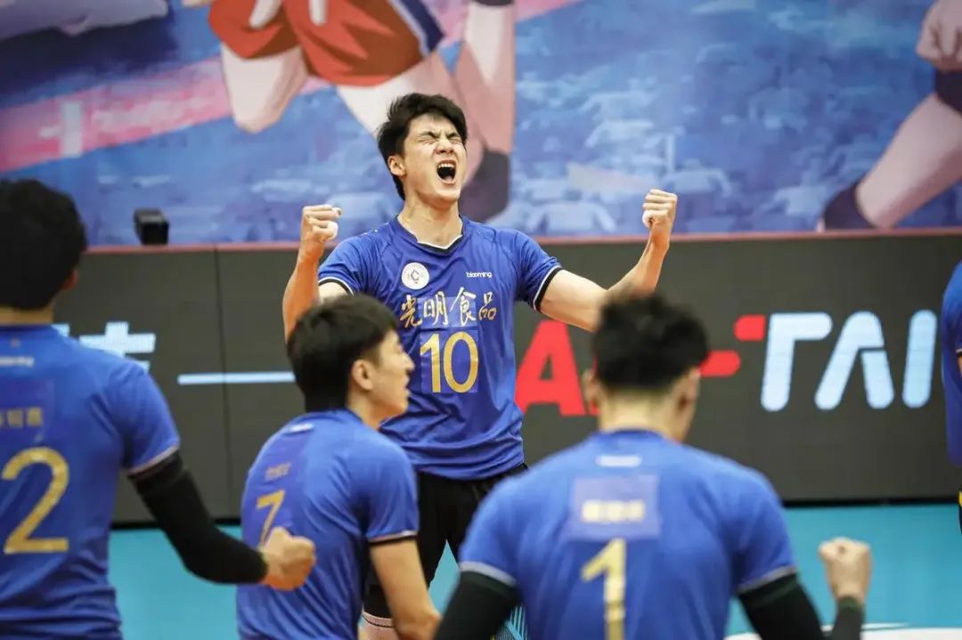 澶ч波楸煎拰浠栫殑鐖哥埜,澶ч波楸煎拰鐖朵翰