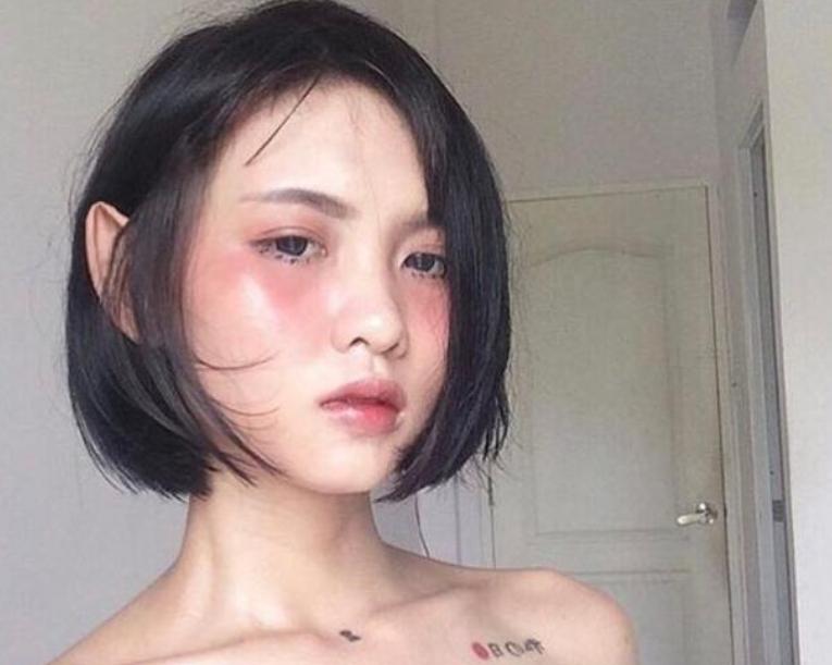 湖南校花坚持用硫磺皂洗头,用硫磺皂洗澡坚持了一年