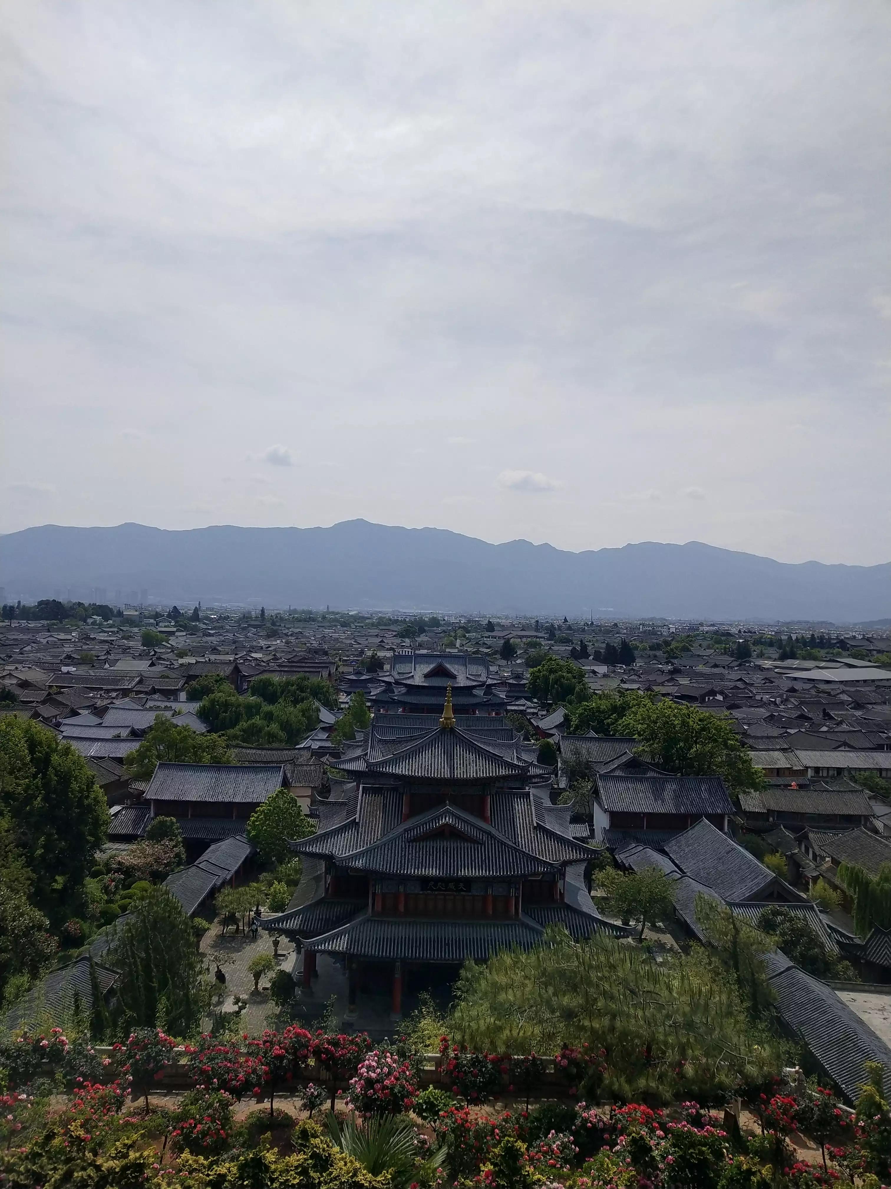 云南自驾游收费标准,云南租车费用明细