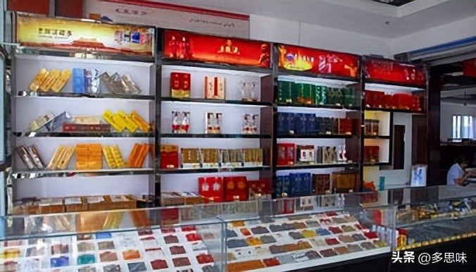 路边的烟酒店看起来没生意,街边冷清的烟酒店到底靠什么赚钱