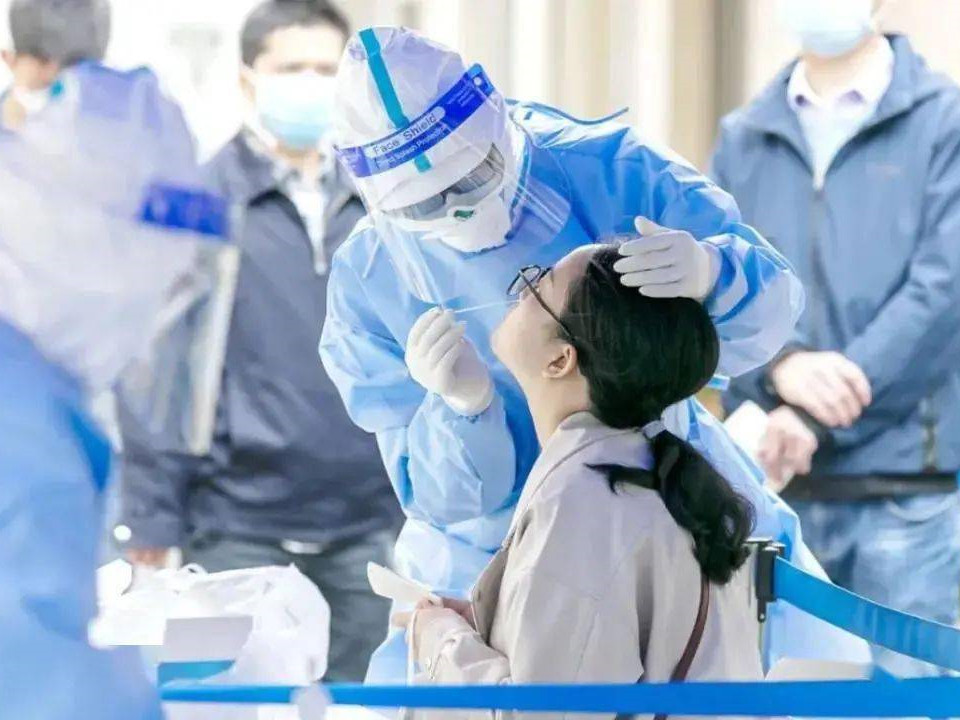 消失12年，如今满血归来！靠手机狂赚42亿的荣秀丽，这些年去哪了