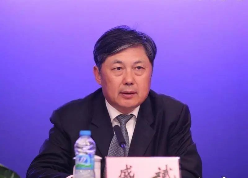 陕西一官员坠楼身亡红星新闻,陕西一干部跳楼身亡