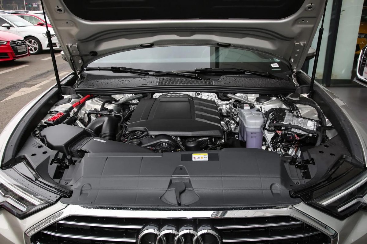 降价近50万的28l四驱奥迪a6l,终端优惠后裸车价最低的车型