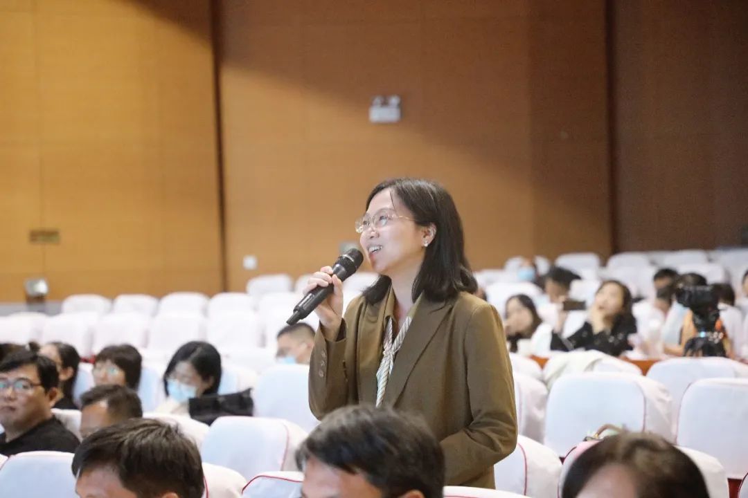 专家小学数学讲座,专家讲座小学语文