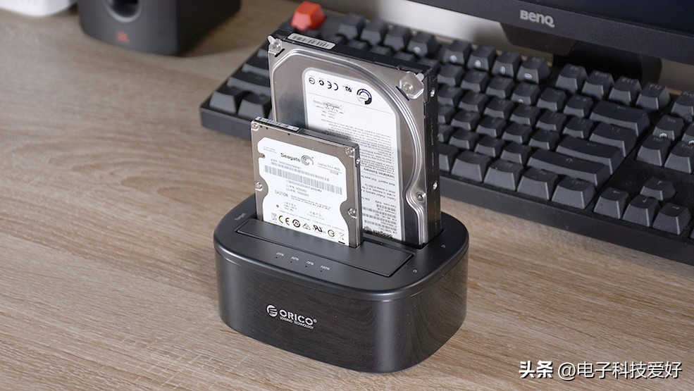 移动硬盘和移动硬盘盒的区别,移动硬盘盒看哪些参数