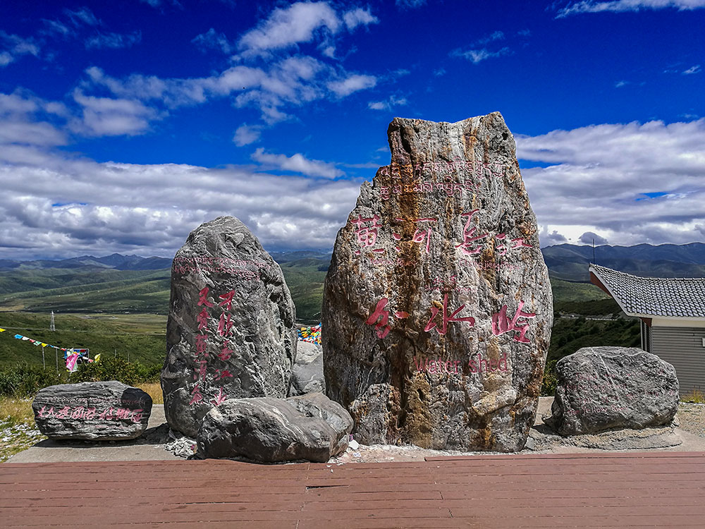 西部大草原旅游攻略,四川红原大草原自驾旅游攻略