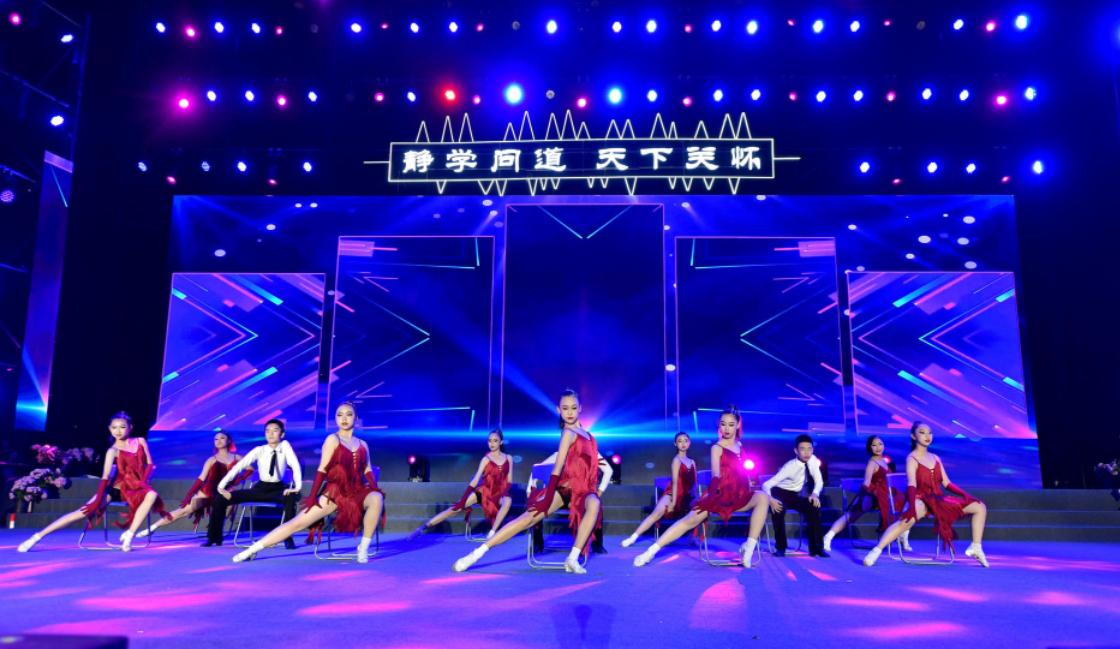 七中、九中捧场！六一汇演，师一学校，办出“五朵私花”独有味道