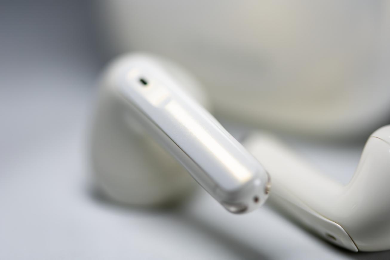 倍思真无线蓝牙耳机storm3全入耳,半入耳式耳机倍思storm