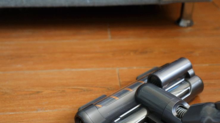 戴森吸尘器国内版和国际版哪个好,吸尘器小狗的好还是戴森的好