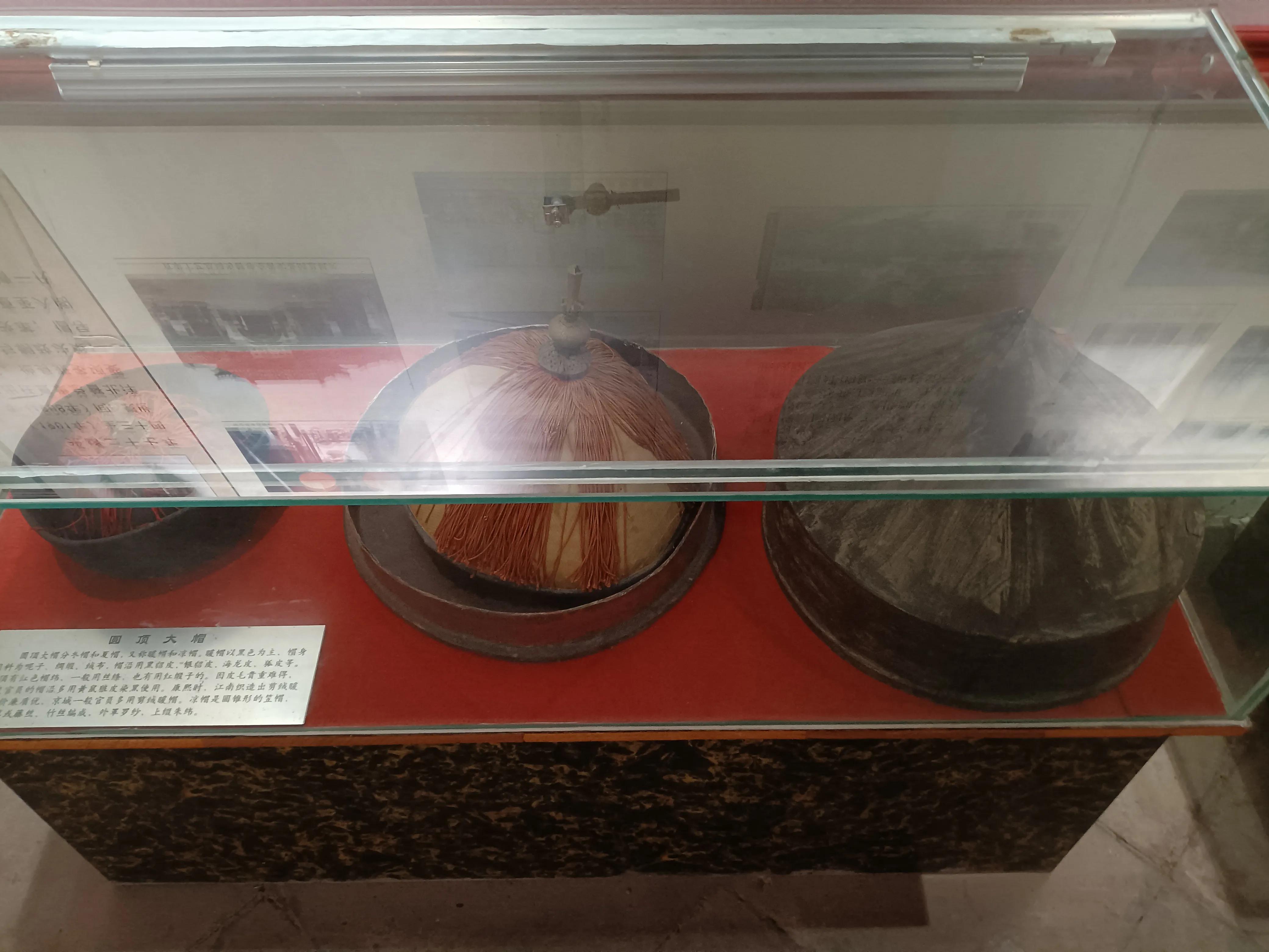 瞻仰胡氏受姓始祖公满陵墓及观光沿途景物