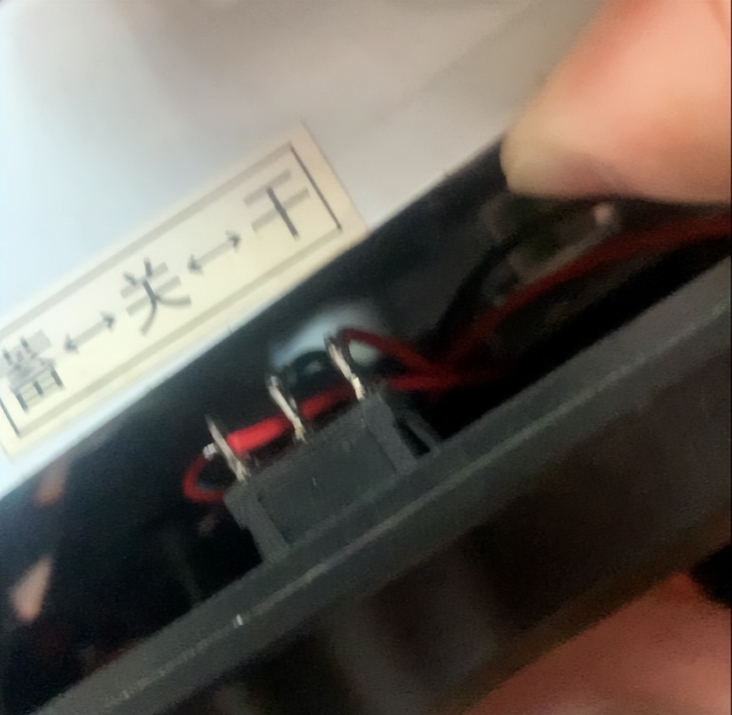 电子秤规格跟电池有关吗,电子秤电池装上不显示数字怎么办