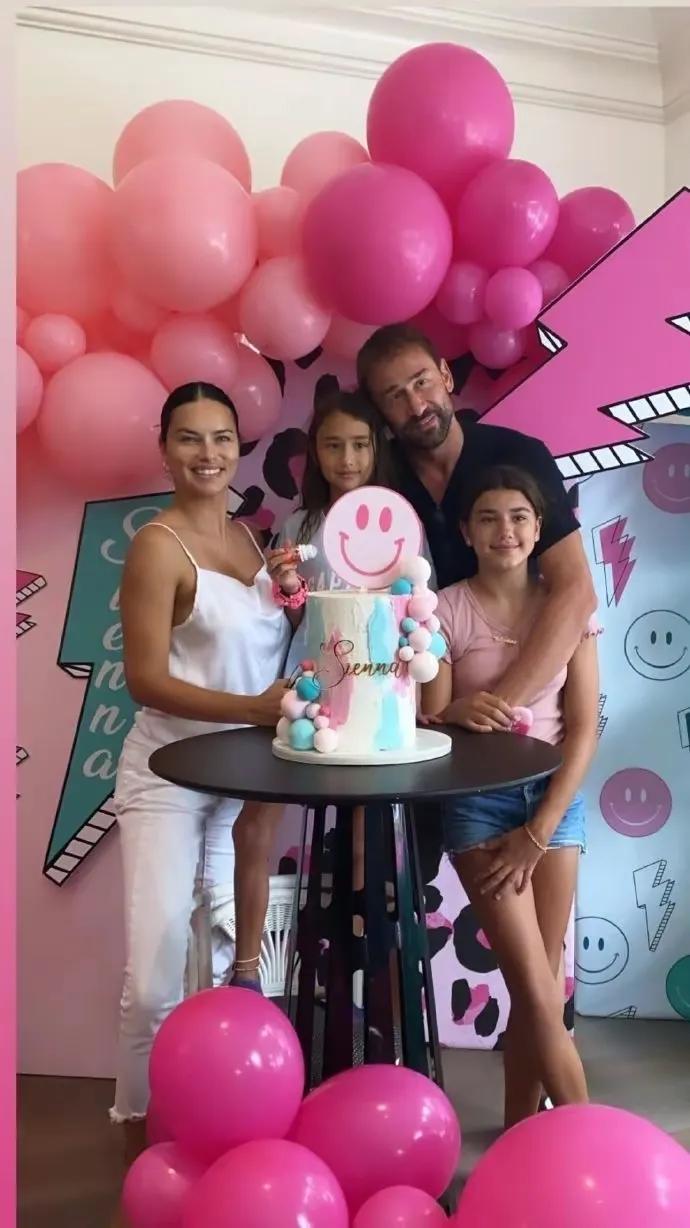 阿德里亚娜利马身材巅峰时期,阿德里亚娜利马身材照