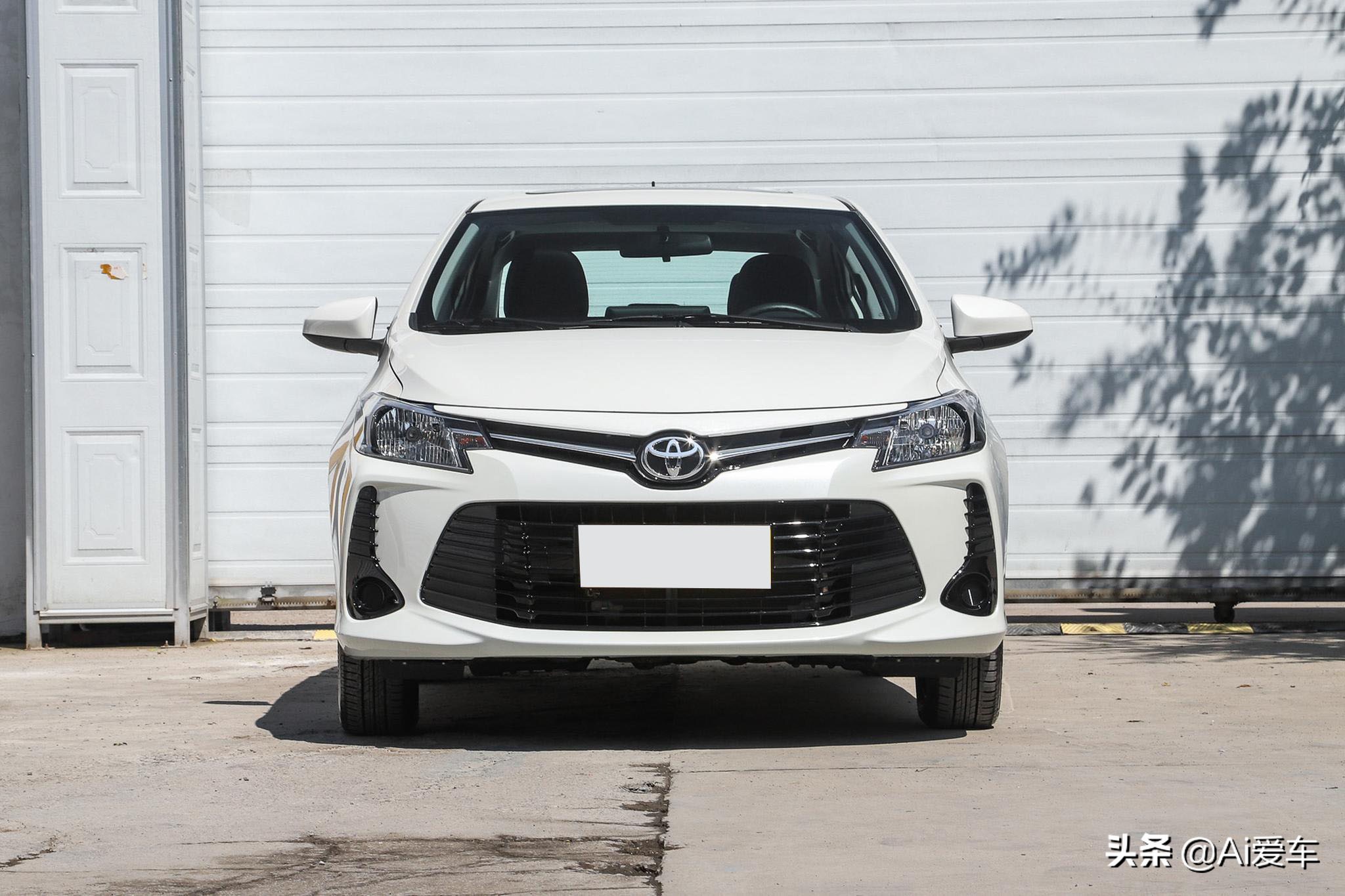 丰田最小型省油车二手车,丰田最便宜2.5自吸车型