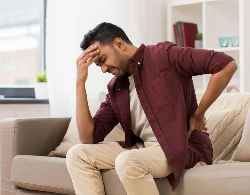 基于“肾虚、湿浊”理论，来探讨多系统萎缩的病机特点及治法