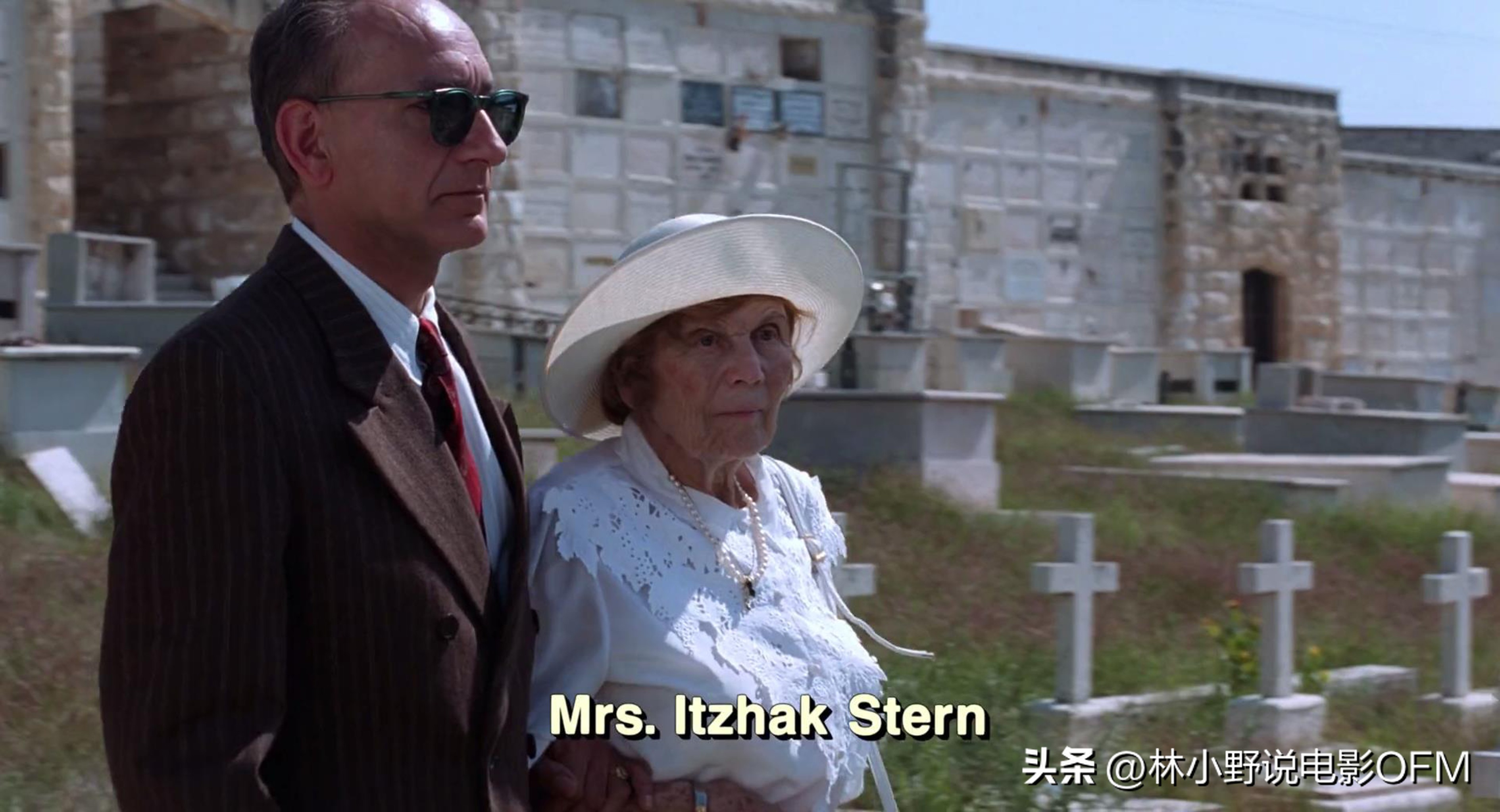 辛德勒的名单开头插曲,辛德勒的名单结尾放石头