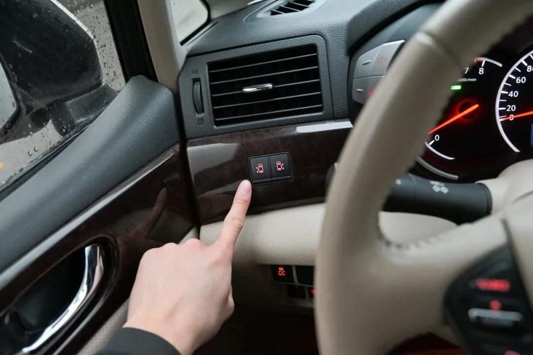 二手老款日产贵士3.5,河北省二手日产贵士