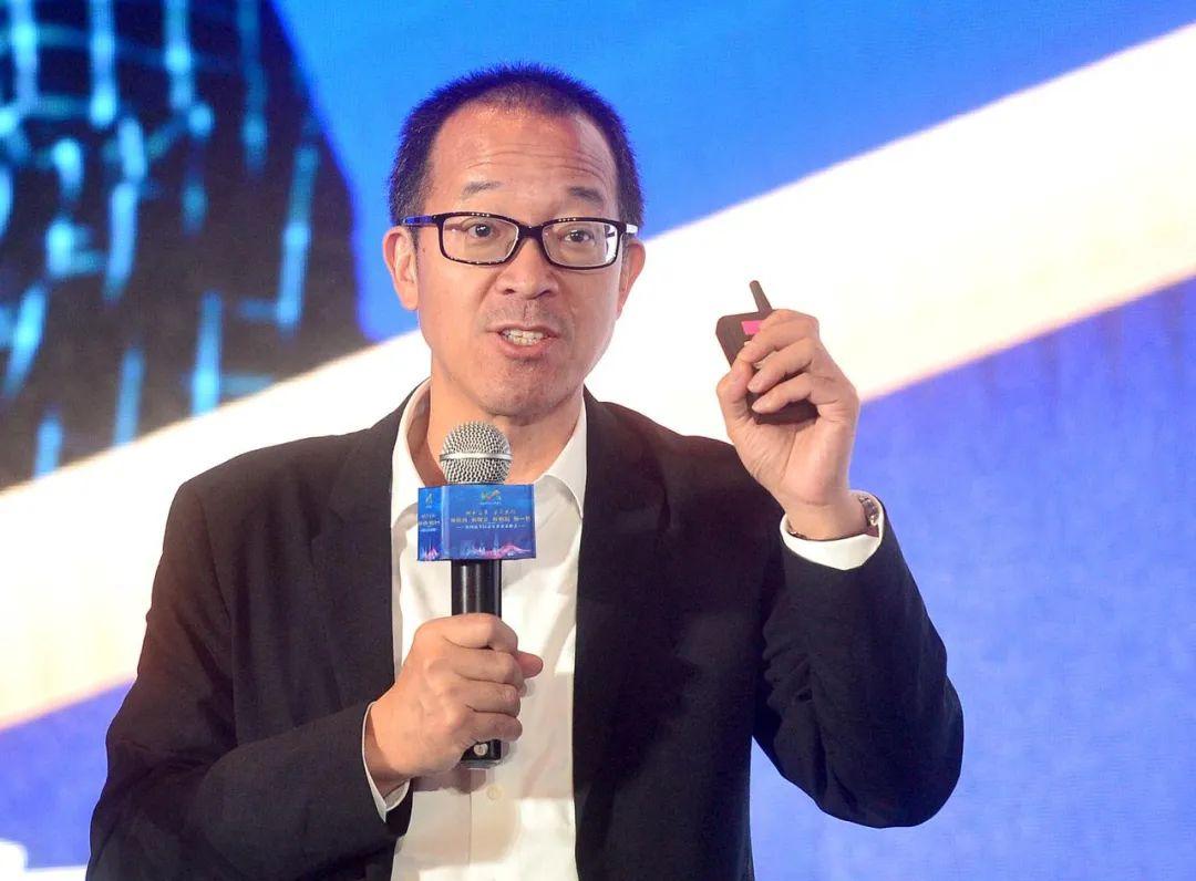 董宇辉评价清北,董宇辉知识储备能必过清北么