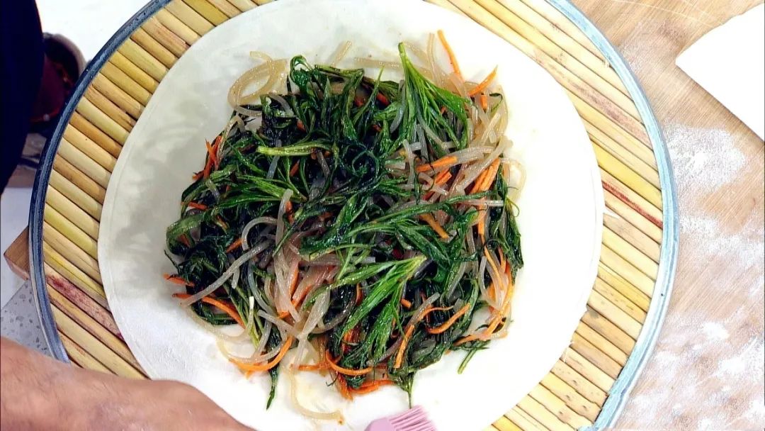 便血怎么判断是痔疮还是肠癌颜色,专家教您如何辨别痔疮便血与肠癌