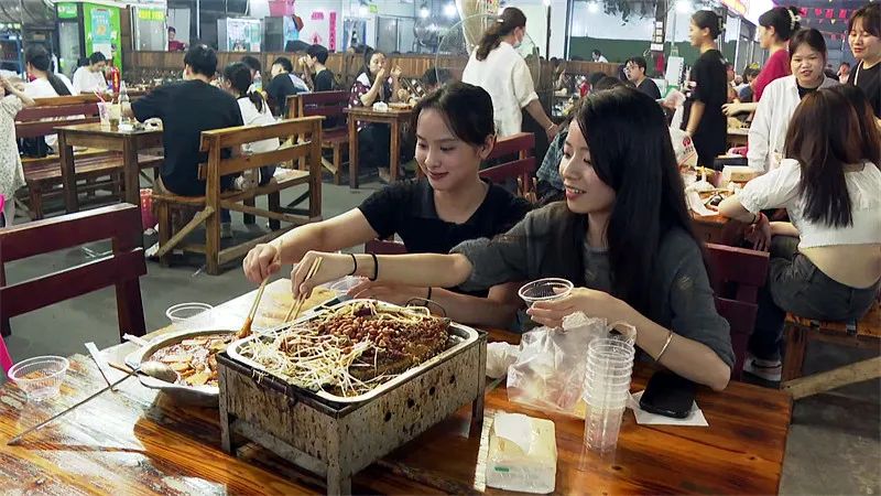 柳州人气网红,柳州是一座有温度的城市