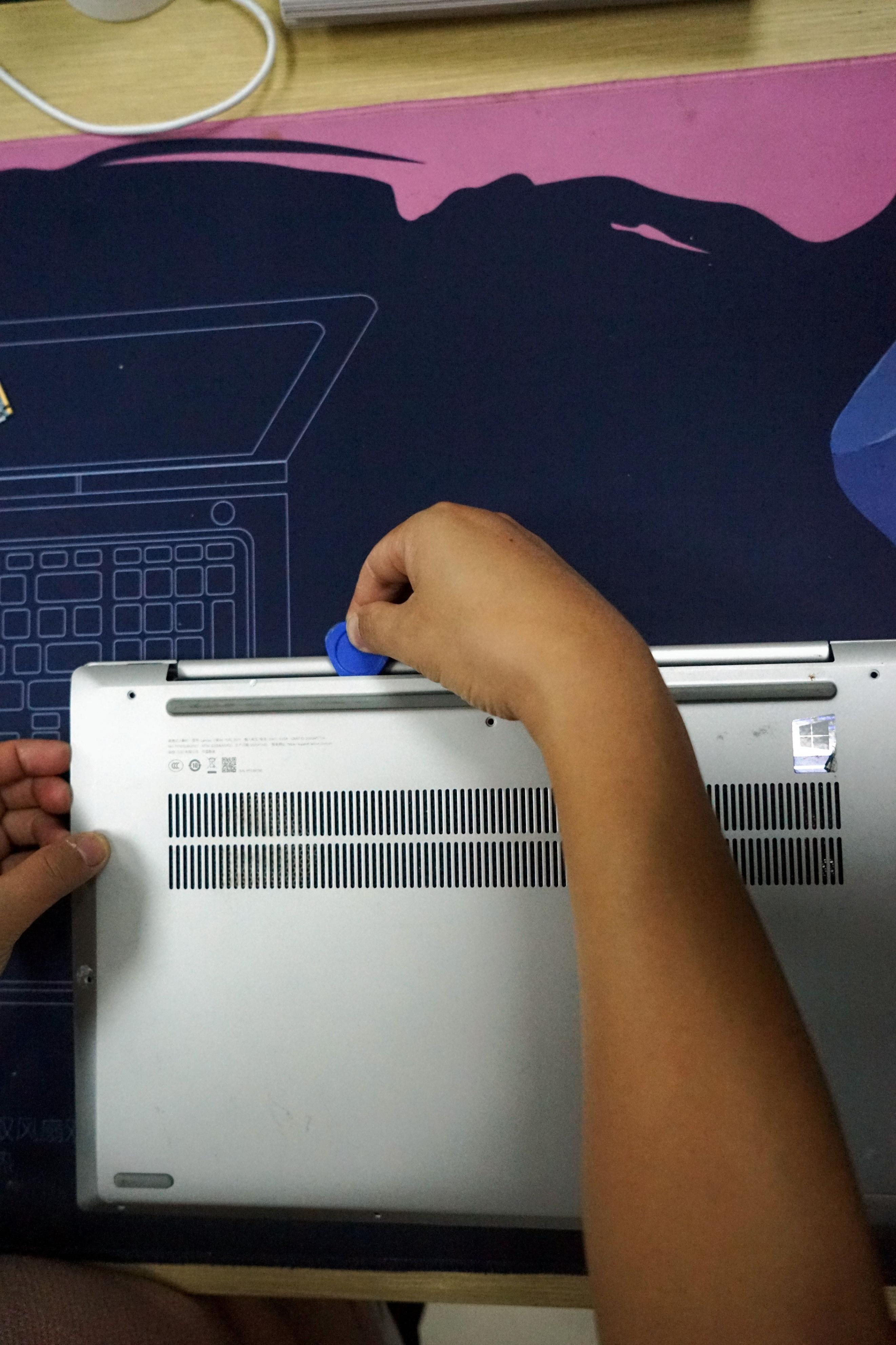 联想小新air15加硬盘可以吗,联想小新air15固态硬盘替换教程