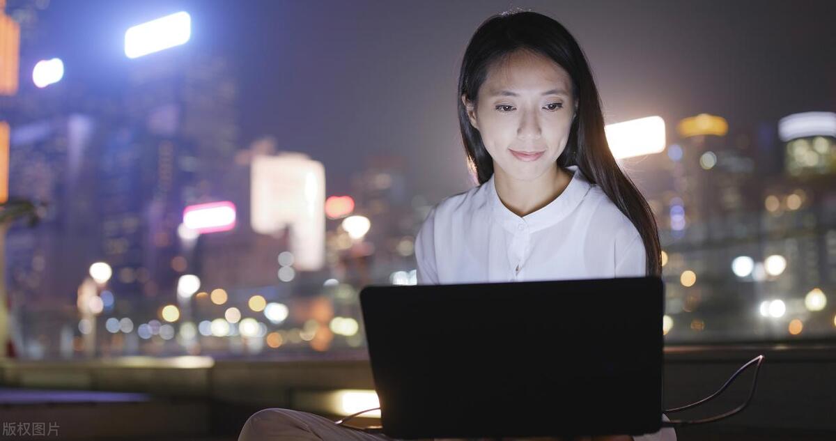 香港留学和英国留学性价比,英国留学vs澳洲留学我该选哪个