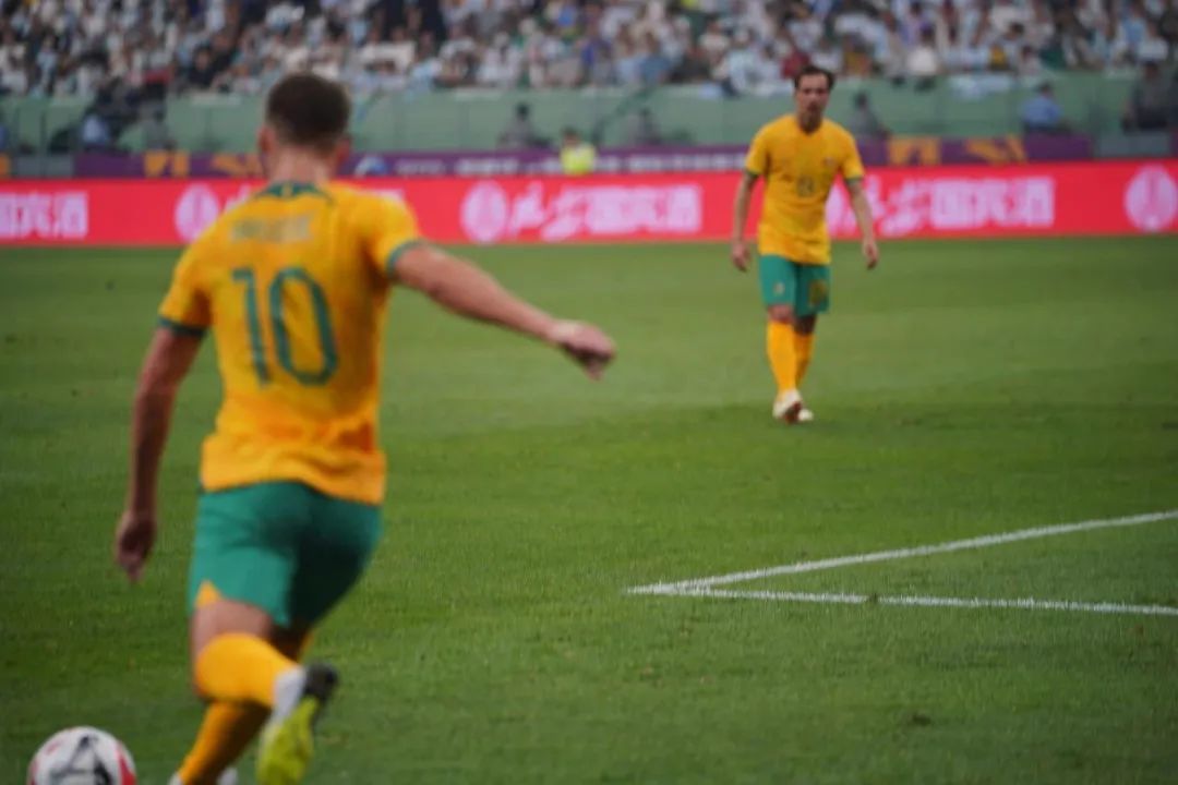 梅西开场仅81秒远射破门三版解说,阿根廷3比0克罗地亚梅西个人集锦